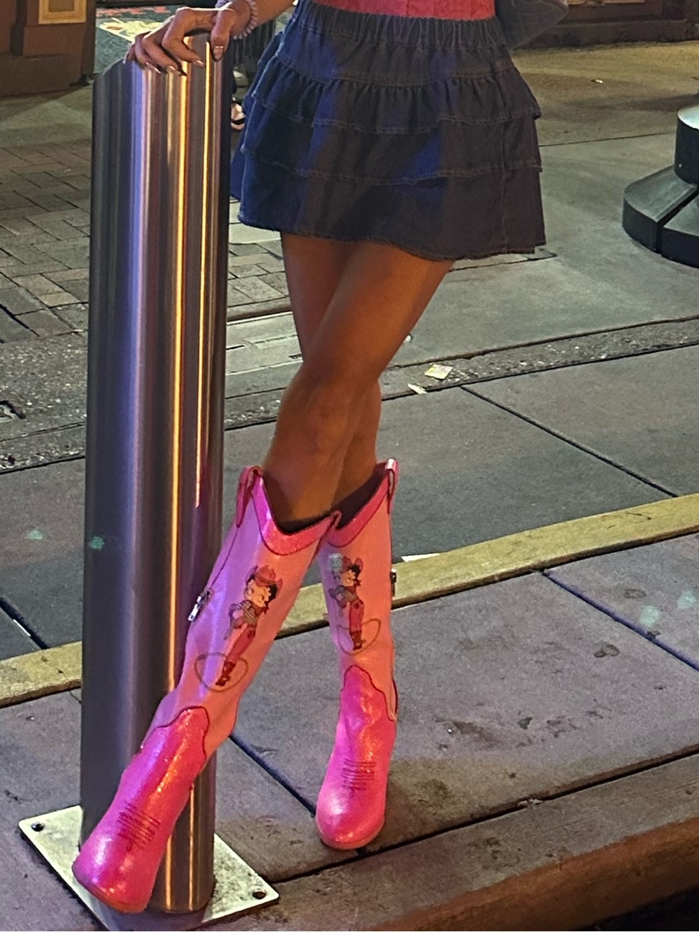 Betty Boop Pink Glitter Western Knee Boots with Gold Star Accents - Picture 10 of 10